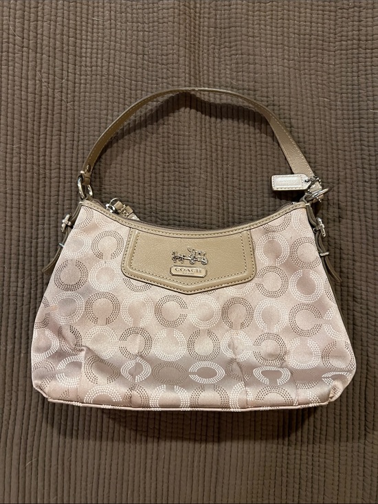 Coach Handbags - Coach light tan Signature Jacquard Shoulder Bag